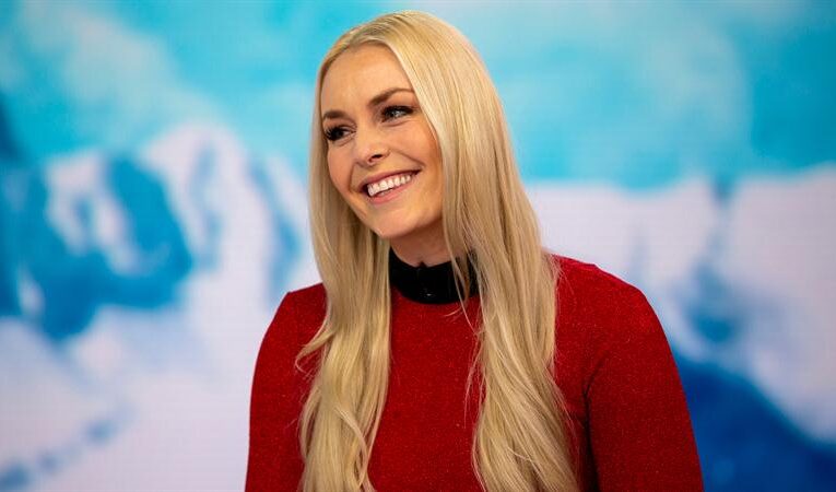 Lindsey Pelas Net Worth 2021, Bio, Education, Career